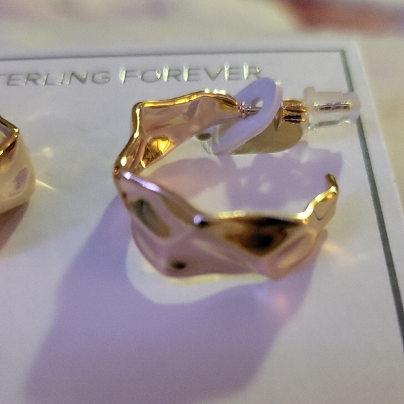 Twisted Gold Earrings - Picture 3 of 4